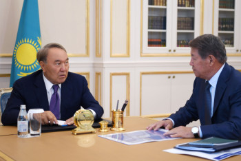 Фотография к новости: Важность передачи закупок "Самрук-Казыны" в конкурентную среду отметил Назарбаев