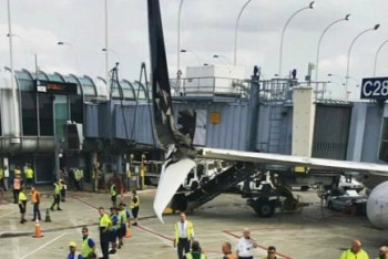 Фотография к новости: Два самолёта столкнулись в аэропорту Чикаго 