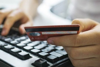 Позарившаяся на дешёвую шубу астанчанка стала жертвой мошенников