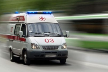 Фотография к новости: Санитарная машина областной детской больницы перевернулась на мосту в Караганде 