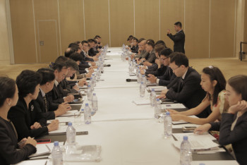 Фотография к новости: Представители текстильной промышленности Китая посетили Астану