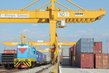 Фотография к новости: Сухой порт "Хоргос - Восточные ворота" отправил контейнерный поезд в Европу