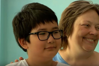 Усыновлённый француженкой шымкентский мальчик вернулся на Родину спустя 10 лет