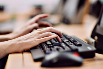 Фотография к новости: Замены требуют 30% школьной техники в Акмолинской области