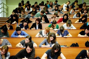 Фотография к новости: Более 2700 выпускников школ поступили на грант в Кызылординской области