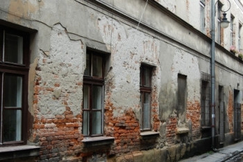 Фотография к новости: Жителей шести аварийных домов переселят в Астане