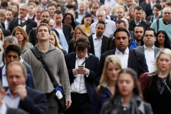 Принять меры по охвату незанятой молодёжи профобразованием поручил Сагинтаев