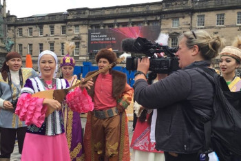 Фотография к новости: Постановку "Акбаян" представят в Шотландии артисты из Кызылорды 