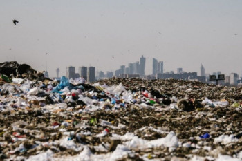 Фотография к новости: Больше семи млн тенге задолжали водители за нарушение правил благоустройства в Астане