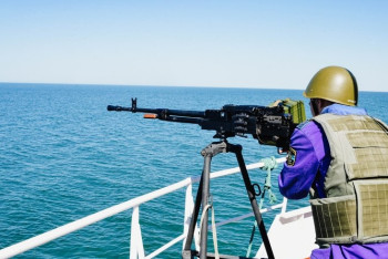 Фотография к новости: Четырёх граждан РФ задержали пограничники на Каспийском море 