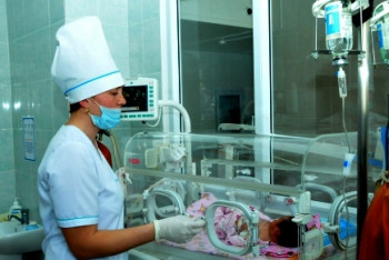 Фотография к новости: Младенцев с врождённой и приобретённой патологией будут лечить в Талдыкоргане