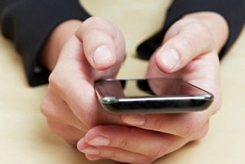 Фотография к новости: Уполномоченная по этике лишилась должности за грубые сообщения в WhatsApp