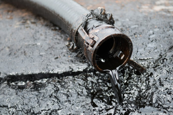 Фотография к новости: Дело по хищению нефти в Актобе: Главари транснациональной ОПГ выступили в суде