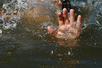 Фотография к новости: Девочка из Шымкента умерла от удара током, спасая собаку