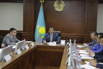 Фотография к новости: Решать проблем "теневого" рынка арендного жилья призвал Ногаев