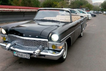 Фотография к новости: Необычный ретро-автомобиль выставлен на продажу в Алматы