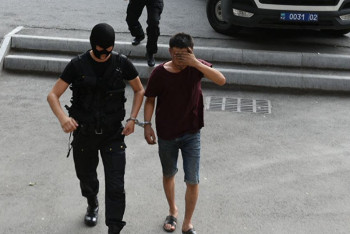 Фотография к новости: Мой Нуралы не виноват - мать подозреваемого в убийстве Дениса Тена