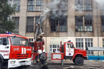 В Петропавловске сгорел коммунальный рынок