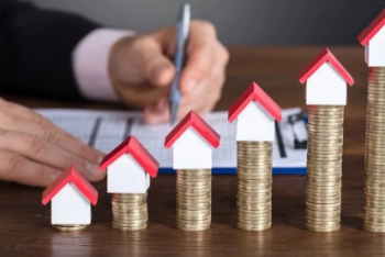 Фотография к новости: Лишь два из семи заявленных банков кредитуют по "7-20-25"