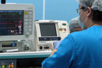 Фотография к новости: Одного из двух пациентов в состоянии клинической смерти спасают в Казахстане