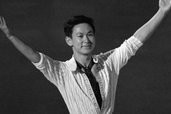 Почтить память Дениса Тена собрались жители Астаны 