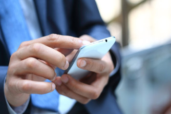 Фотография к новости: Подтверждать получение бесплатных медикаментов через СМС смогут казахстанцы  