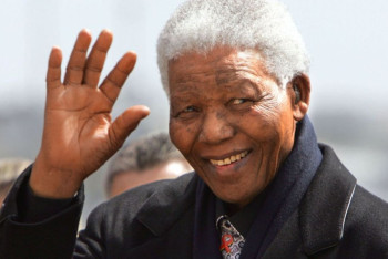 Фотография к новости: В Астане отметили 100-летие Нельсона Манделы 