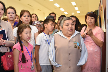 Казахстанский художник удостоен премии "За безъядерное будущее"