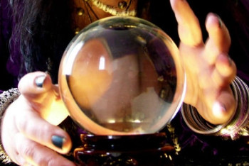 Фейком назвали госпитализацию 40 женщин после лечения у знахарки в Шымкенте 