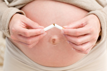 Фотография к новости: Биртанов призвал будущих мам бросать курить