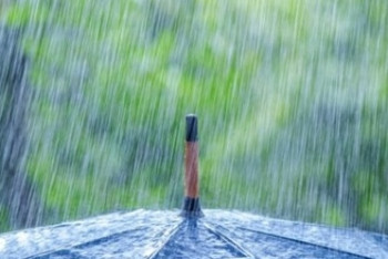 Фотография к новости: Дожди с грозами и град ожидаются в Казахстане во вторник