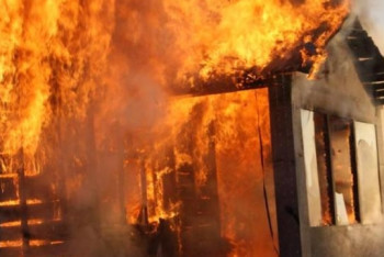 Пожар в жилом доме Алматы: причины устанавливаются