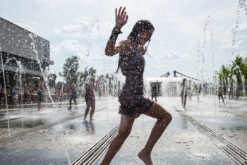 Фотография к новости: Дожди с грозами и град обещают синоптики на большей части страны 15 июля