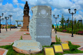 Назарбаев выразил благодарность карагандинцам за подарок к 20-летию Астаны