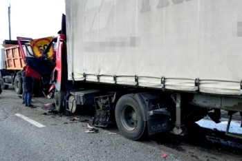 Два человека скончались в результате ДТП на трассе Карагандинской области