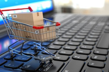 Казахстанцы стали чаще оплачивать покупки через интернет