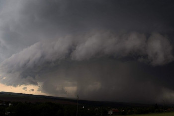 Фотография к новости: Пыльные бури и усиление ветра в ряде областей страны ожидаются 12 июля