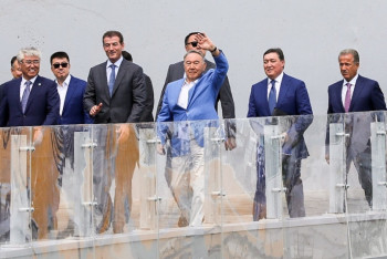 Фотография к новости: Объездили все курорты по миру – Назарбаев о казахстанцах