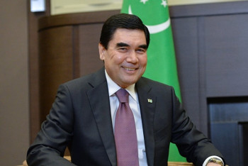 Фотография к новости: Пишет стихи и исполняет рэп с внуком: как отдыхает Президент Туркменистана