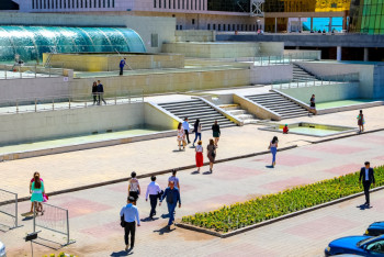 Реальные денежные доходы казахстанцев выросли – Сулейменов