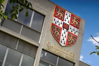 Антологию казахской литературы переведет и издаст Кембриджский университет