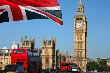 Фотография к новости: Поездку в Великобританию подарят финалистам конкурса среди школьников