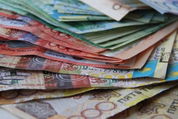 Порядка 29 млрд тенге дополнительной зарплаты получат казахстанцы