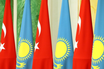 Фотография к новости: Назарбаев вносит вклад в духовное возрождение своего народа - Советник Эрдогана