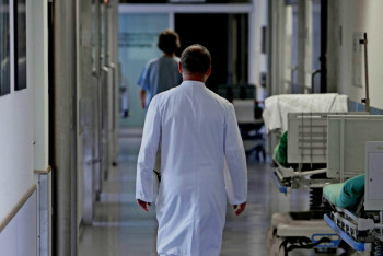 Фотография к новости: По жалобе пациента уволен врач-нарколог в Карагандинской области 