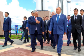 Фотография к новости: Глава государства посетил музей ракетно-космической техники в Астане 