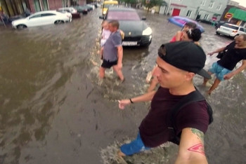Фотография к новости: За дождевые потопы в Темиртау раскритиковали фирму, обслуживающую ливнёвки