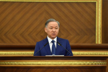 Фотография к новости: Нигматулин подвёл итоги деятельности Парламента в текущей сессии