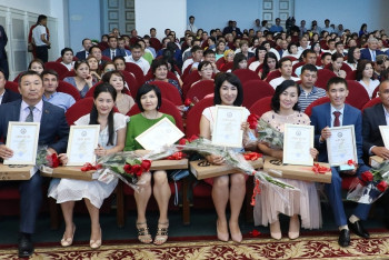 Фотография к новости: В Кызылорде журналистов поздравили с профессиональным праздником