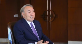 Закон о праве Назарбаева пожизненно возглавлять Совбез признали конституционным